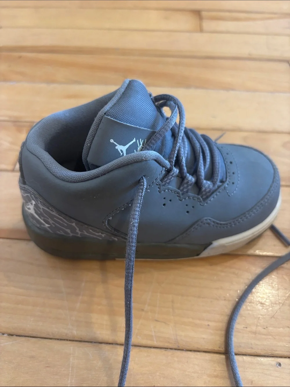 Jordan Kids Grey Low-Top Sneakers with Jumpman Logo